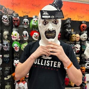 Meet your Posher, Angelo